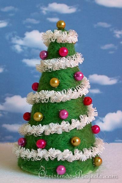 Christmas Craft - Felted Christmas Tree Decoration