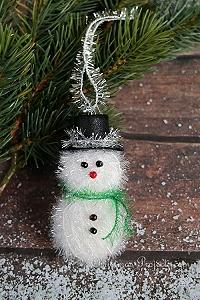 Scrubby Yarn Snowman Christmas Tree Ornament 200